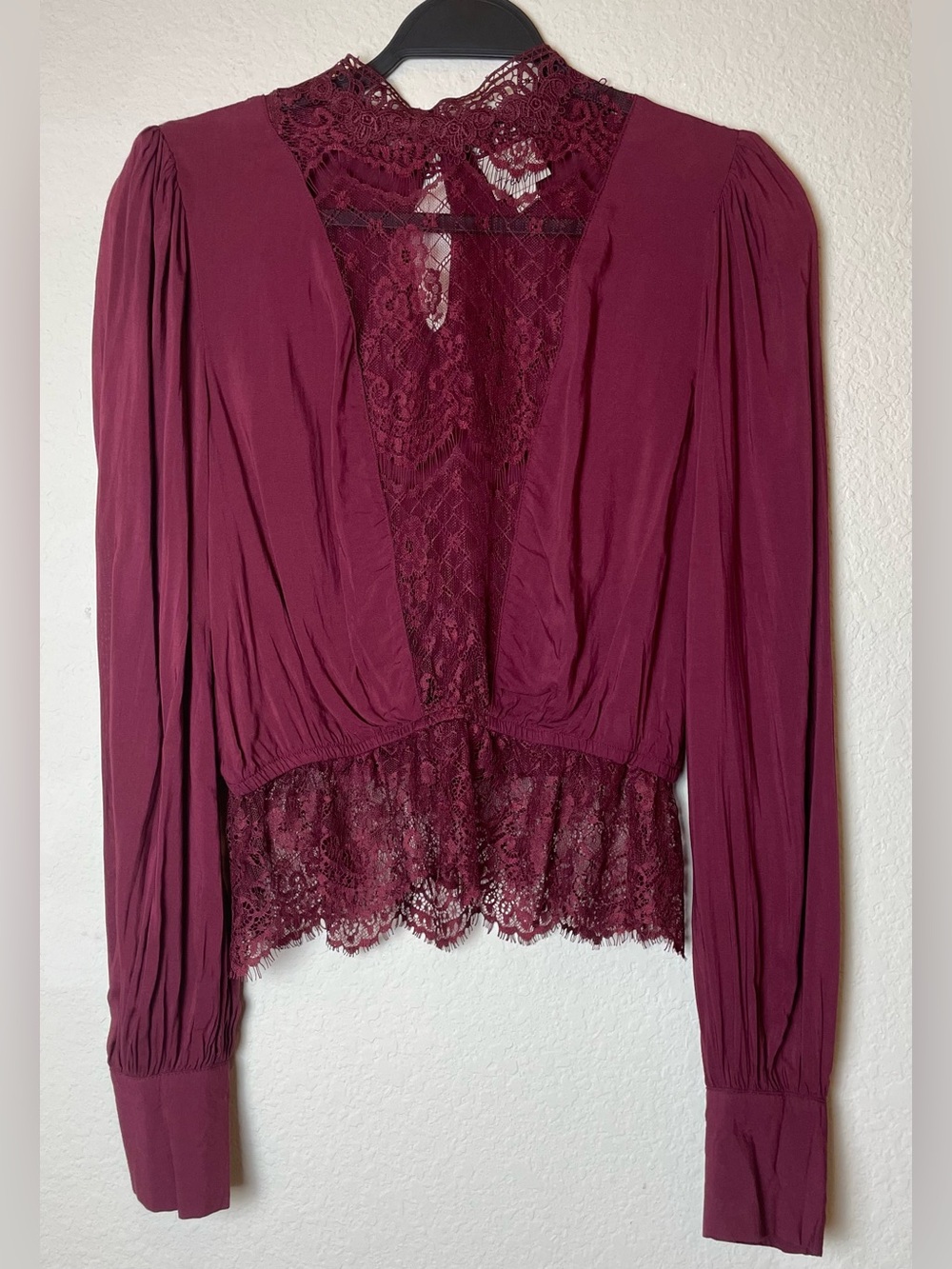 Oak & Trellis Lace-Back Long Sleeve Vintage Style Blouse